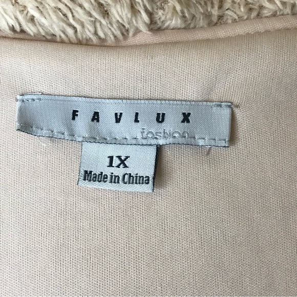 FAVLUX Fashion Women's Size 1X Janina Tan Fuzzy Fleece Open Hooded Vest‎ Pockets - Picture 5 of 7